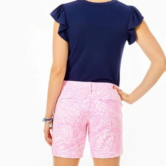 Lilly Pulitzer Jayne Knit Shorts Pelican Pink Sea Cups Print 7” Inseam Size 14 - Picture 2 of 11